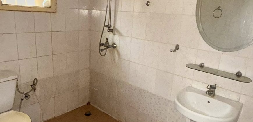 Villa 3 Chambres, 2 Salons,  Groupe Électrogène