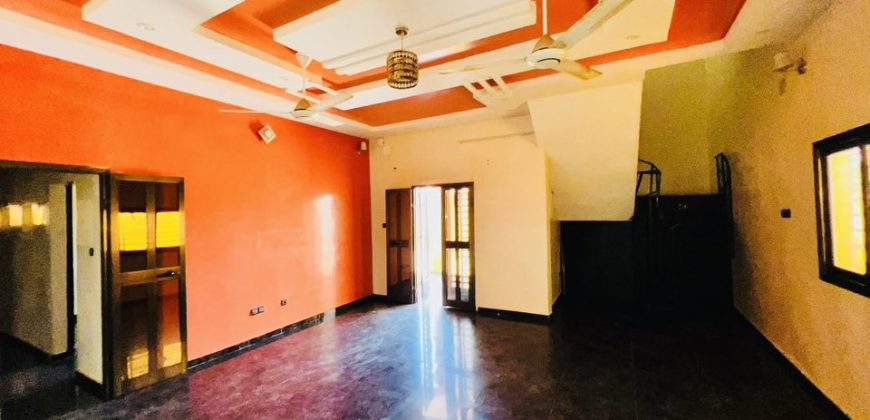 Maison en Dalle 3 Chambres, 2 Douches, Climatisée