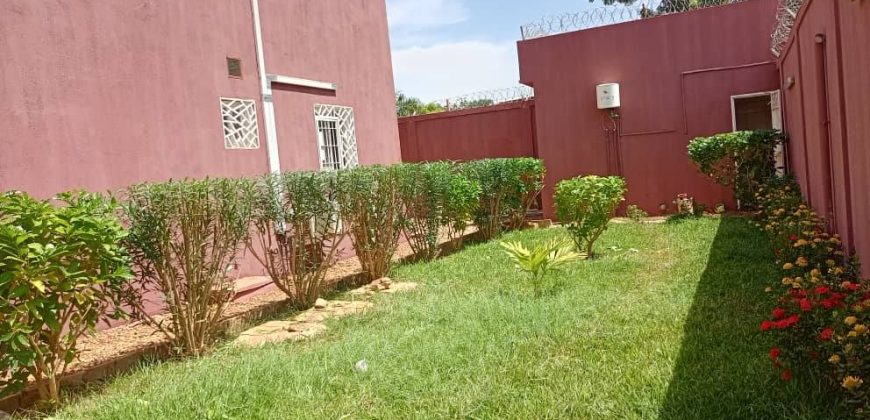 Villa R+1, 5 Chambres, 3 Annexes