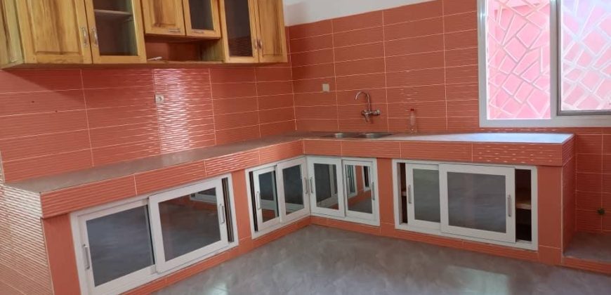 Villa R+1, 5 Chambres, 3 Annexes