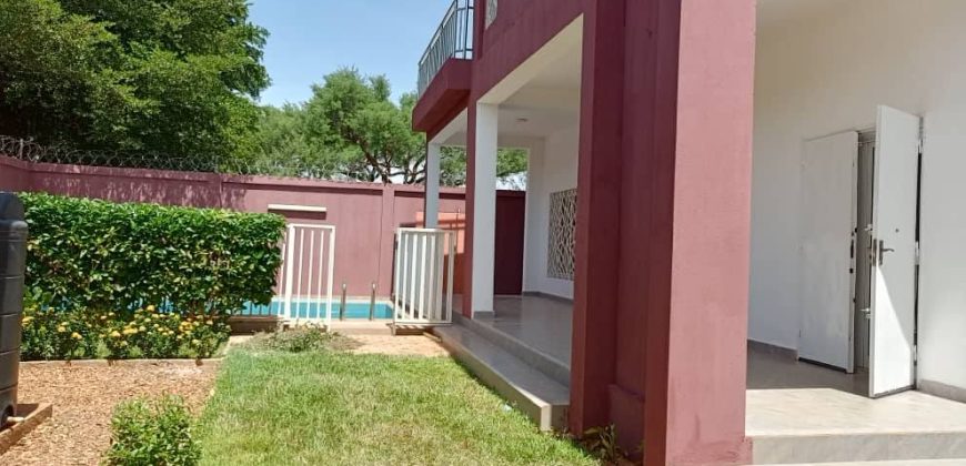 Villa R+1, 5 Chambres, 3 Annexes