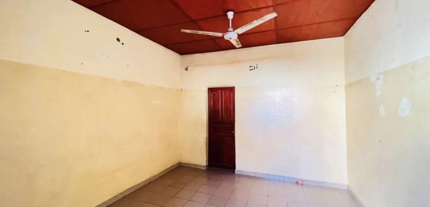 Celibaterium, 1 Chambre, Salon, après École la Relève
