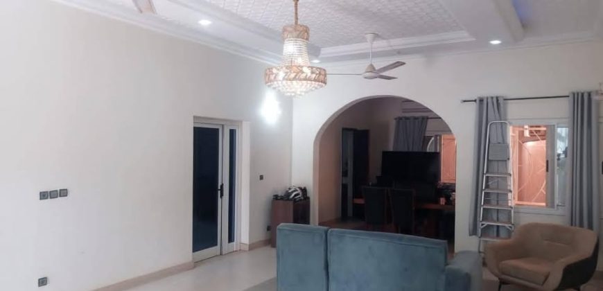 Duplex Meublé 4 Chambre, 2 Salons, Groupe Électrogène