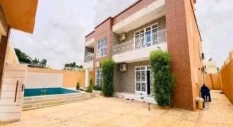 Grande Villa Duplex, pour Usage Bureau ou Habitation