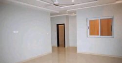 Maison à étages R+2, 5 Chambres, Piscine et Jardin