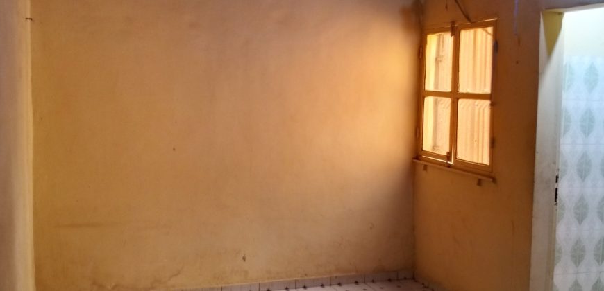 Mini Villa 3 Chambres, Salon, vers Plaque Mami