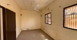 Petite Villa 2 Chambres, Salon, 3 Docuhes