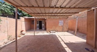 Villa 3 Chambres, Salon, Pavée, Usage Bureau ou Habitation