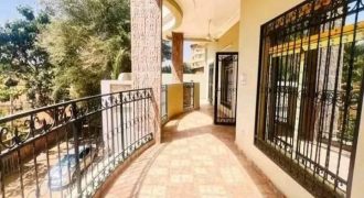 Villa Duplex 7 Chambres, 2 Salons, Groupe Électrogène