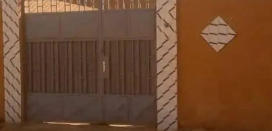 Celibaterium 1 Chambre, Salon, Rond-Point Toll