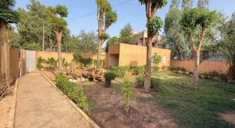 Grande Maison 4 Chambres, Annexe, sur 1000 m²