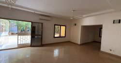 Grande Maison Duplex 5 Chambres, 2 Salons, Piscine