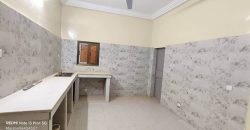 Très Joli Duplex 5 Chambres, 2 Salons, Climatiseur