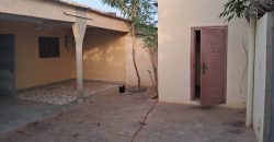 Villa 3 Chambres, 2 Douches, derrière Université Islamique