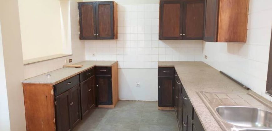 Villa 4 Chambres, 4 Douches, Staffs, Climatisée