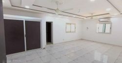 Villa Duplex 6 Chambres, 2 Salons, 6 Douches, Piscine