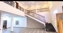 Duplex Ultra Moderne 7 Chambres, 2 Salons, Climatisé