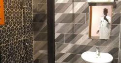 Duplex Ultra Moderne 7 Chambres, 2 Salons, Climatisé