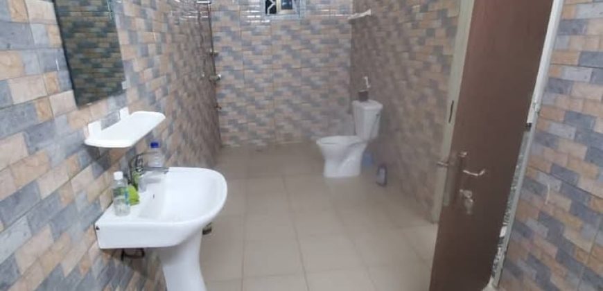 Étage 3 Chambres, Grand Salon, Dépendance