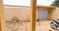 Étage 4 Chambres, 3 Douches, face Escadrille