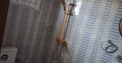 Étage R+1, 6 Chambres, 2 Salons, derrière l’Université Islamique