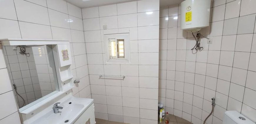 Grande Villa en Dalle, 3 Chambres, 5 Climatiseurs