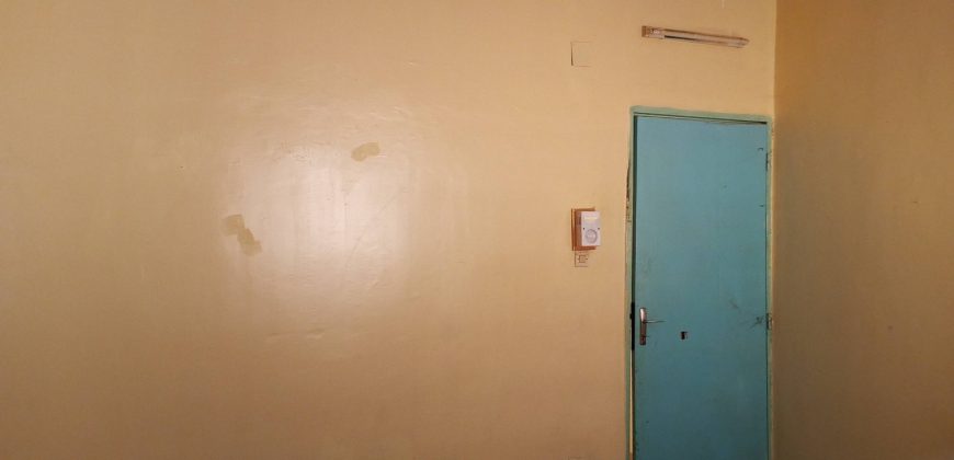 Maison 1 Chambre, Salon, 2 Douches, Hangar