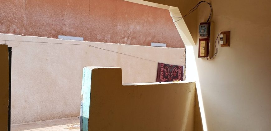 Maison 1 Chambre, Salon, 2 Douches, Hangar