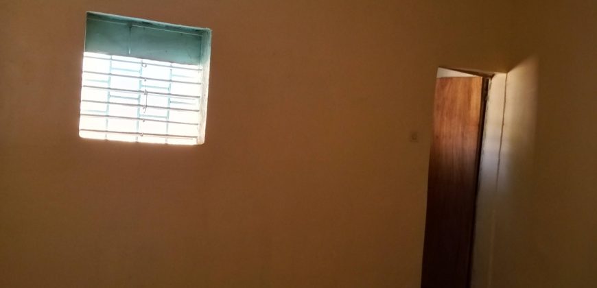 Maison 1 Chambre, Salon, 2 Douches, Hangar