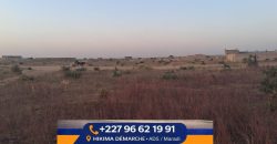 Parcelle de 400 m² sur 2 Voies, Est de l’Hôtel Horizon 2