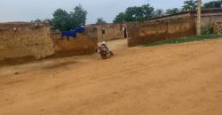 Parcelle de 600 m² Clôturée, derrière Université Abdou Moumouni
