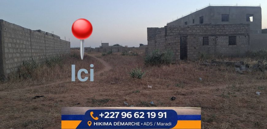 Terrain 200 m², Chantiers et des Habitations autour