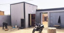 Villa 3 Chambres, Salon, 300 m², Dépendance