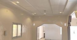 Villa 3 Chambres, Salon, 300 m², Dépendance