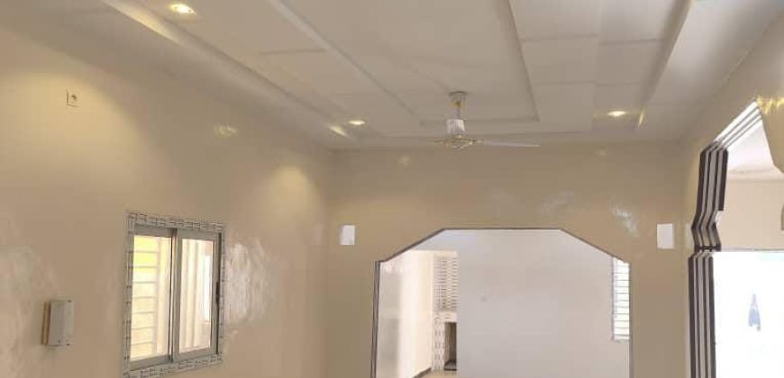 Villa 3 Chambres, Salon, 300 m², Dépendance