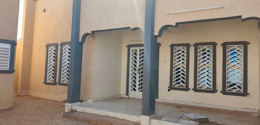 Villa 3 Chambres, Salon, sur 2 Voies