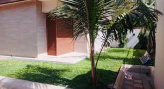 Villa 5 Chambres, 5 Douches, avec Piscine, 1500 m²