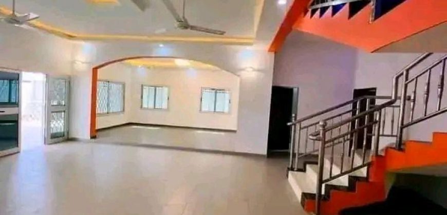 Villa Duplex 5 Chambre, 2 Salons, 5 Douches Internes