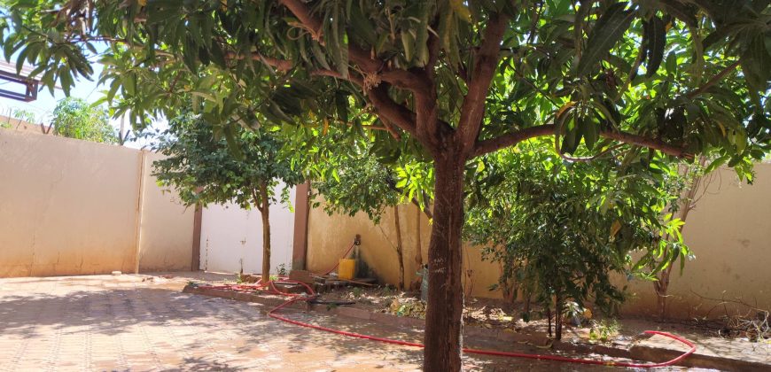 Villa Moderne 3 Chambres, Salon, 3 Douches Internes