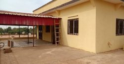 Villa de 5 Chambres, 2 Salons, 500 m²