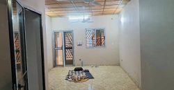 Belle Villa 3 Chambres, 2 Douches, près du Goudron