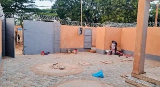 Belle Villa 3 Chambres, 2 Douches, près du Goudron