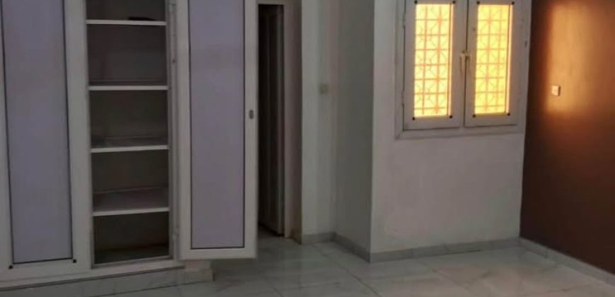 Grande Villa, 4 Chambres, 4 Douches Internes, Climatiseur