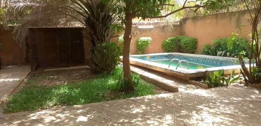 Grande Villa 4 Chambres, 4 Douches, Piscine