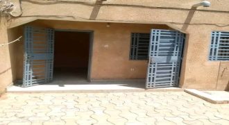 Maison 1 Chambre, 2 Douches, Hangar