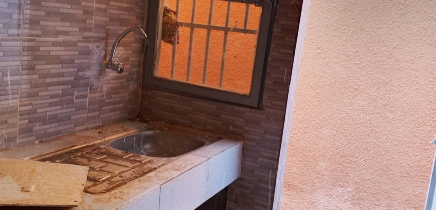 Maison 1 Chambre, Salon, 2 Douches, Dépendance