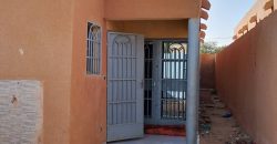 Maison 1 Chambre, Salon, 2 Douches, Dépendance