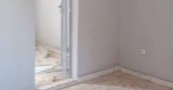 Maison 1 Chambre, Salon, avec Douche Interne