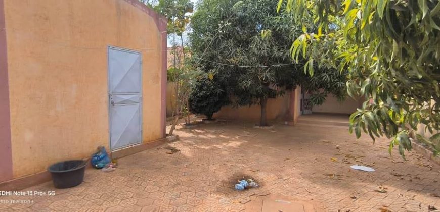 Maison 3 Chambres, 3 Douches, vers Station Référence