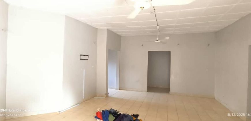 Maison 4 Chambres, 5 Climatiseurs, 800 m²